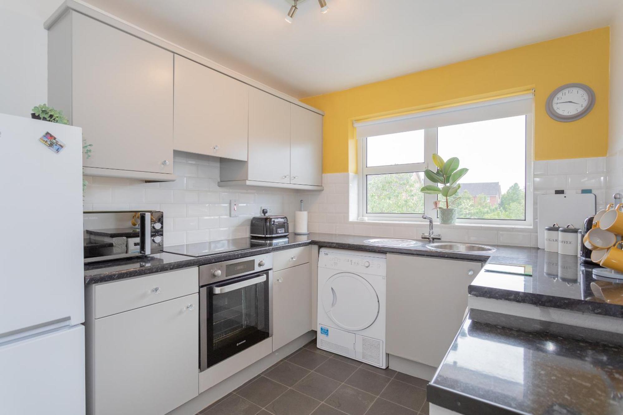 Ardenlee - Stylish 3 Bed Apt Close To City, Parking And Wifi Белфаст Екстериор снимка