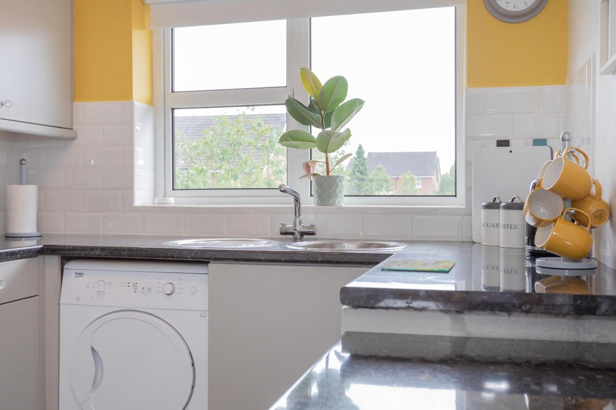 Ardenlee - Stylish 3 Bed Apt Close To City, Parking And Wifi Белфаст Екстериор снимка